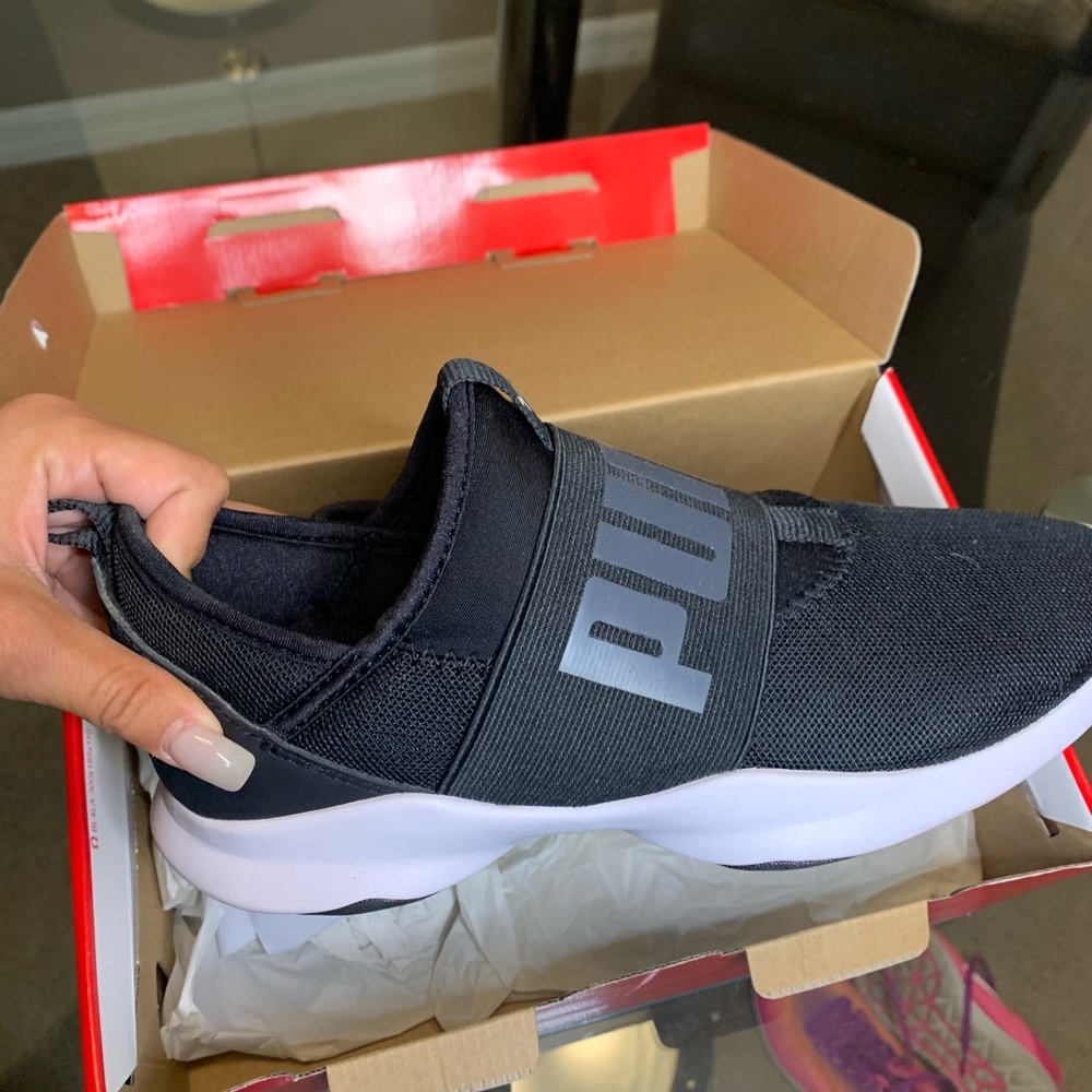 Puma sneakers new